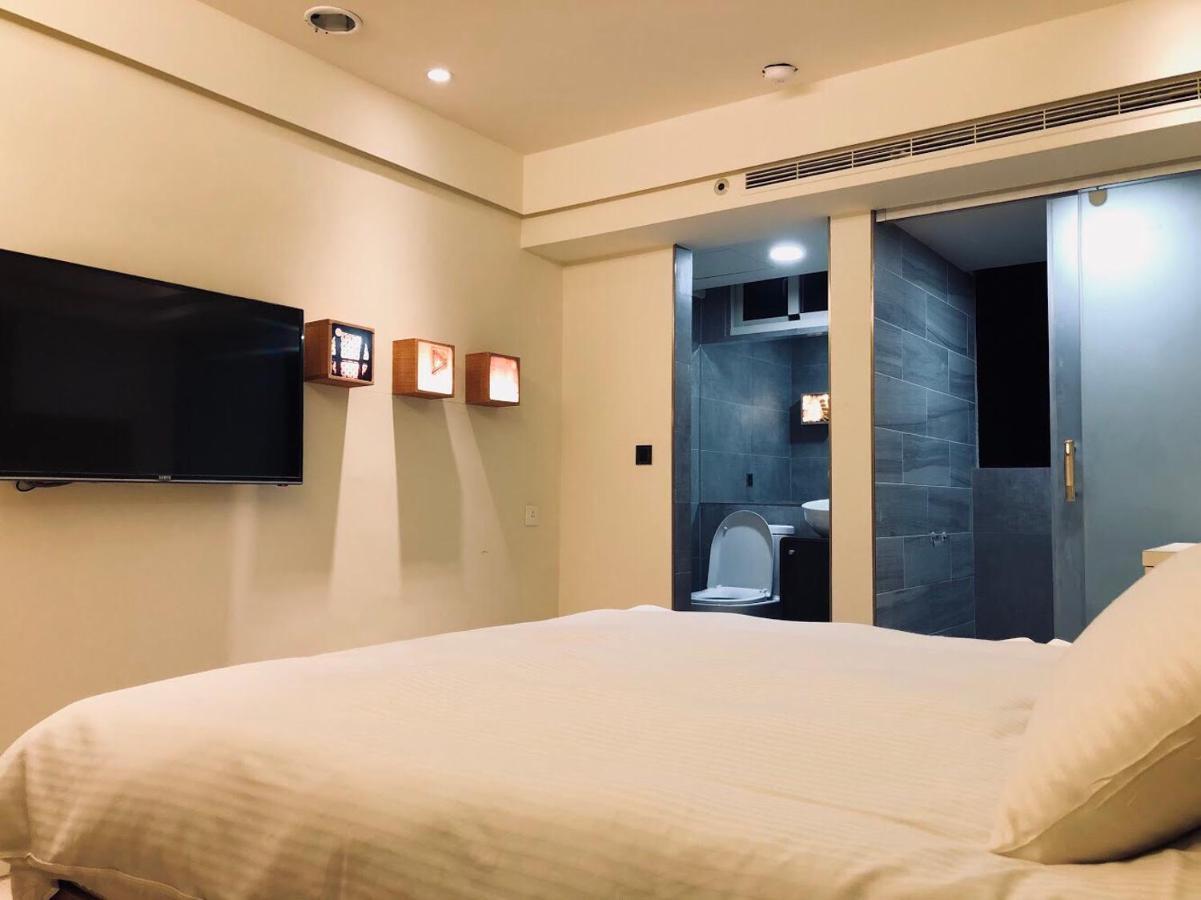 We Have Story Hotel Taichung Bagian luar foto