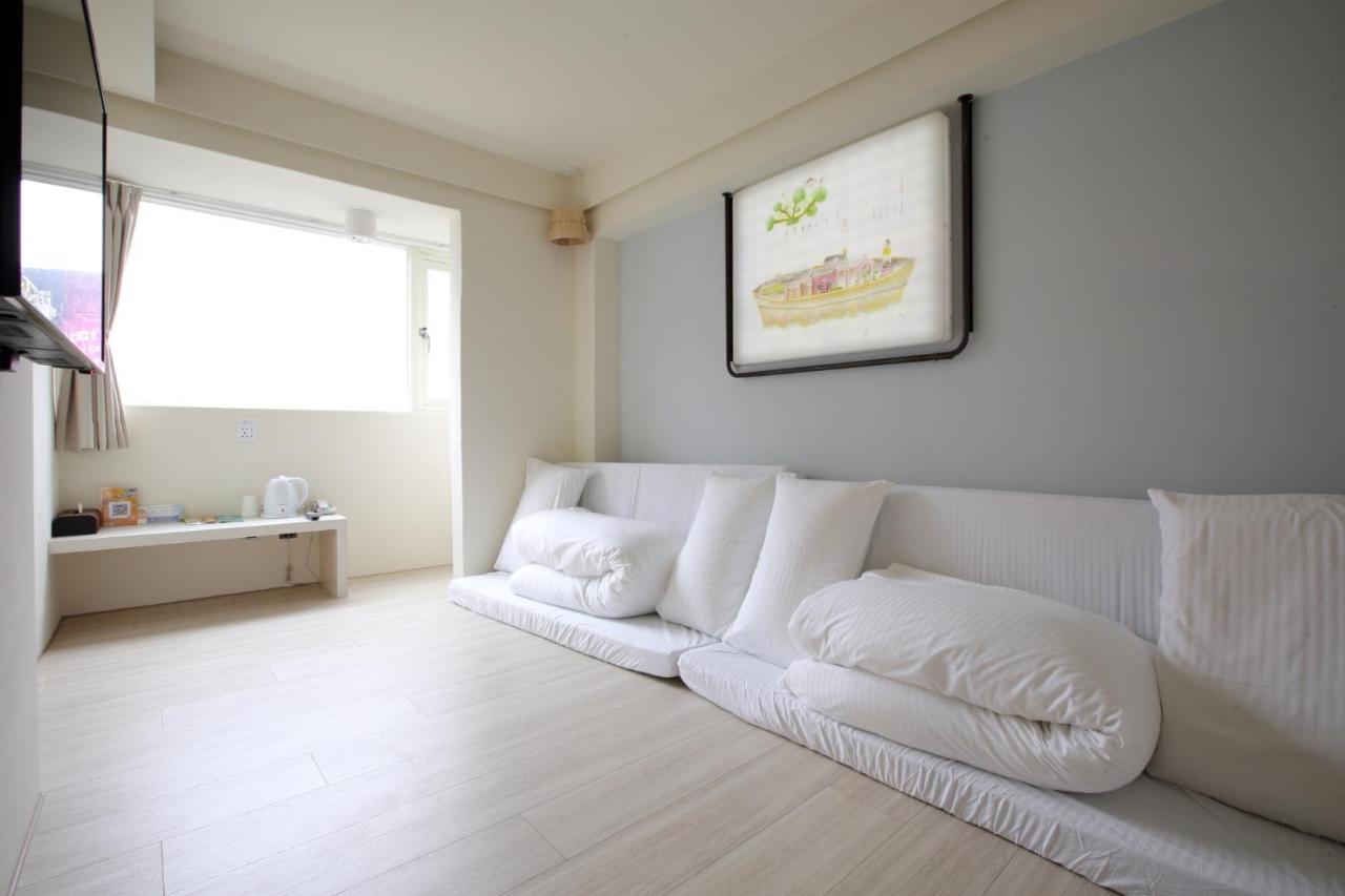 We Have Story Hotel Taichung Bagian luar foto